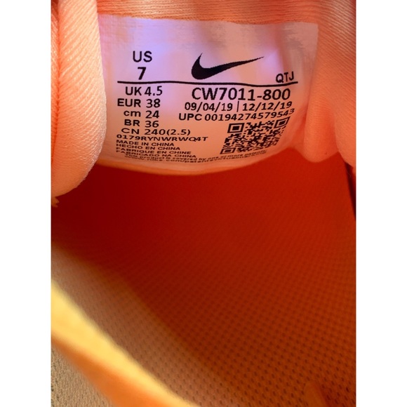 NEW Nike Air Vapormax Plus Laser Orange Size 7 - Picture 7 of 7